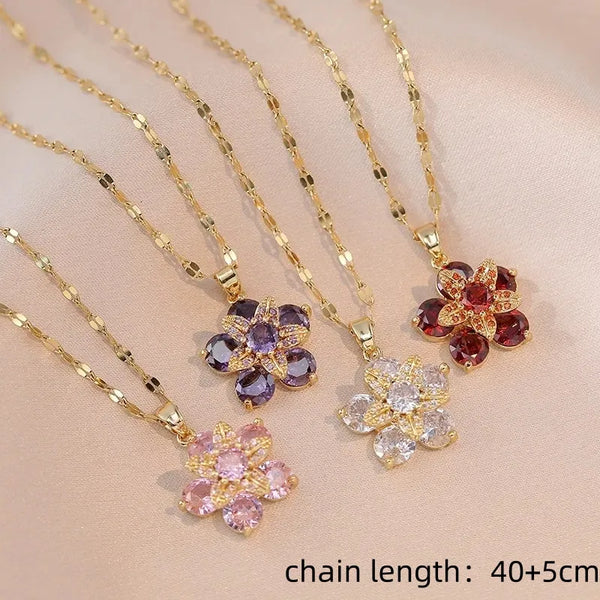 Titanium Steel Copper Elegant Diamond Flower Pendant Necklace