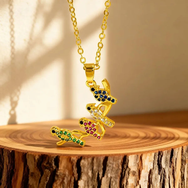 Bird Necklace For Women Featuring Golden Alloy Design