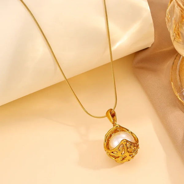 Solid Color  Necklace For Football World Cup Featuring 304 Stainless Steel with 18K Real Gold Plated Finish and Stone-Free Inlay