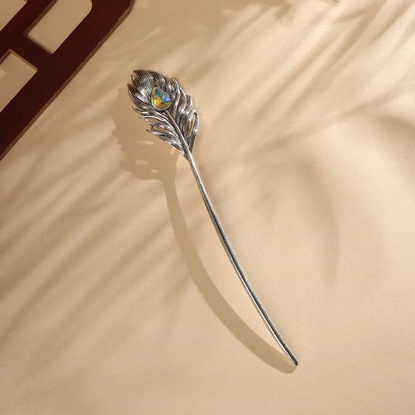 Ethnic Style Flowers Hair Sticks in Metal with Crystal Inlay, Golden Color, Perfect for Birthday Gifts