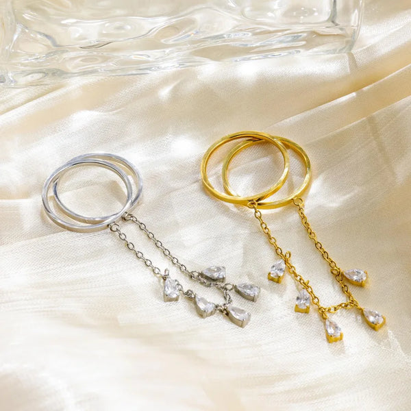 Unisex Tassel Rings Featuring Electroplated Metal with Rhinestone Inlay for Stylish Wear