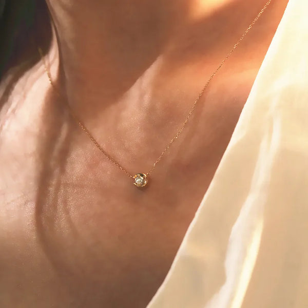 Original Design S925 Sterling Silver Silver Moon Necklace Single Diamond White Moonlight Simple Collarbone Chain for Women