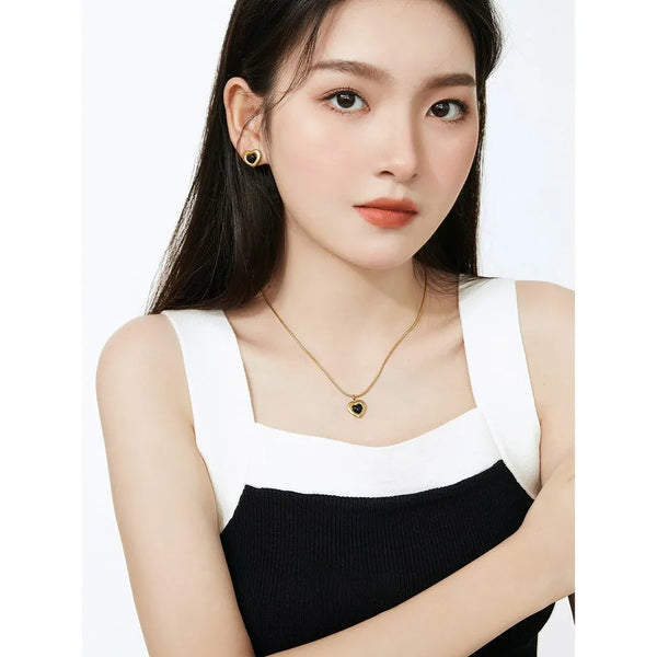 Brown Sugar Heart-Shaped Vintage Black Onyx Necklace Small Personality Women's Collarbone Chain