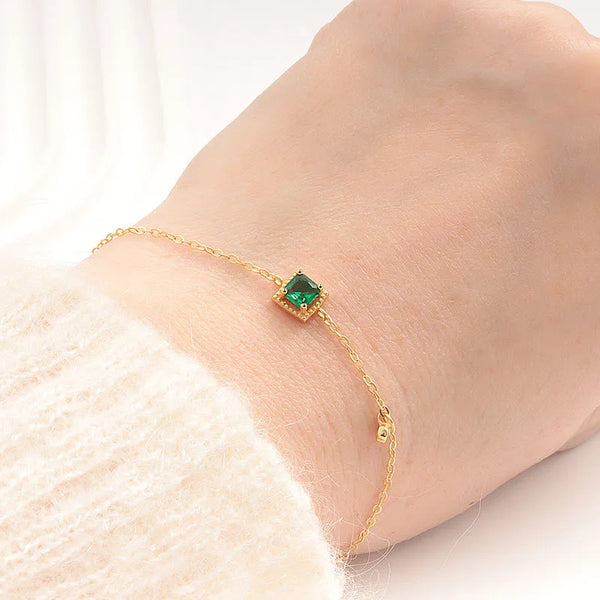 Women’s Quadrilateral Bracelet in 925 Sterling Silver with 14K Gold Plated Finish and Zircon Inlay on Thin Chain