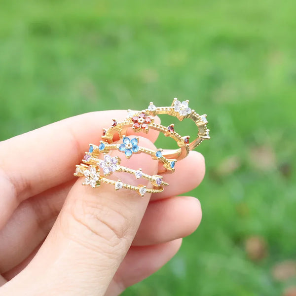 Three-dimensional Square Rings for Women, Copper Material with 18K Real Gold Electroplated and Artificial Crystal Inlay